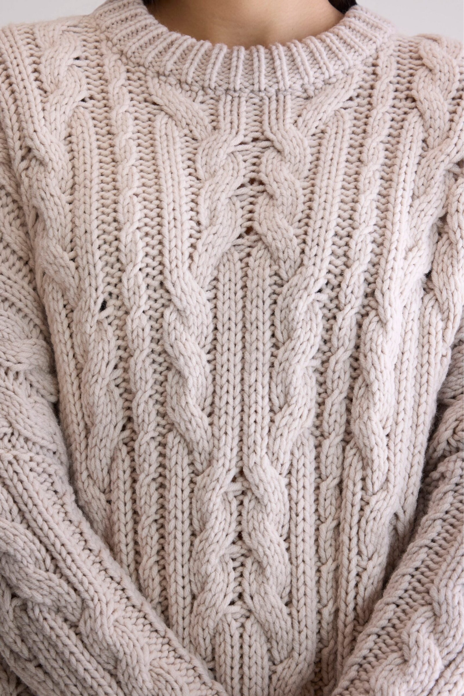 Nesk cable knit sweater (252 / W / SABLE) - Image 6